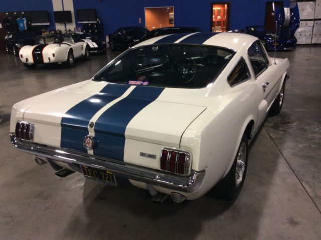 1966 Shelby Mustang GT 350 - photo 4