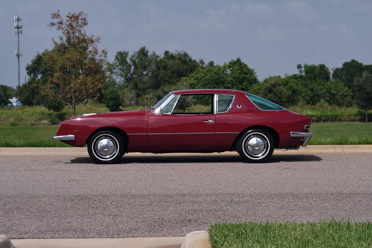 1966 Studebaker Avanti - photo 2