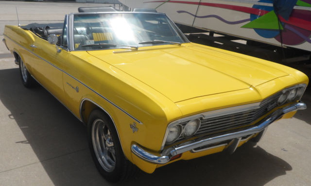 1966 Chevrolet Impala SS - photo 2