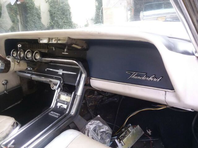 1966 Ford Thunderbird - photo 13