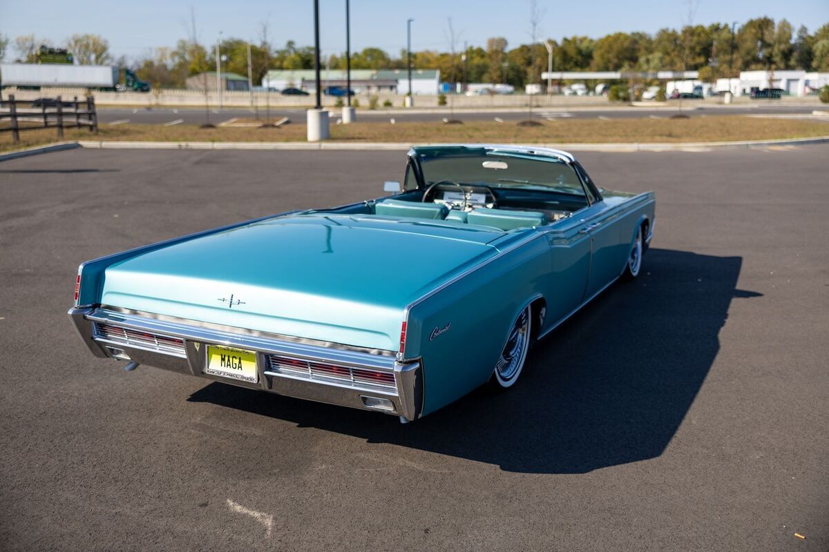 1966 LINCOLN CONTINENTAL SUICIDE CONVERTIBLE - photo 8