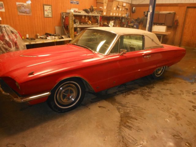 1966 Ford Thunderbird - photo 2