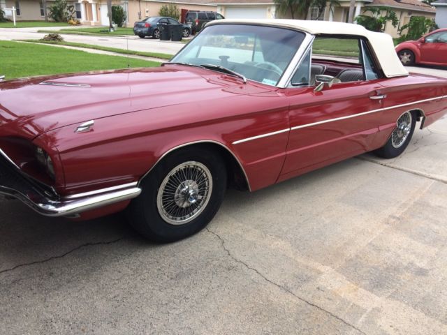 1966 Ford Thunderbird Convertible - photo 10