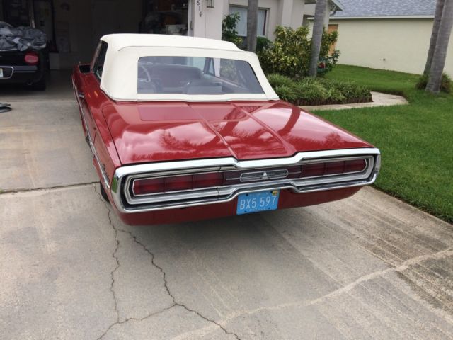 1966 Ford Thunderbird Convertible - photo 12