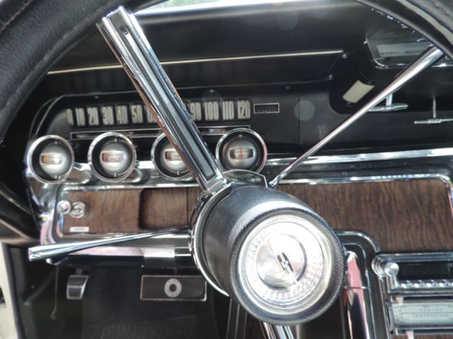 1966 Ford Thunderbird - photo 9