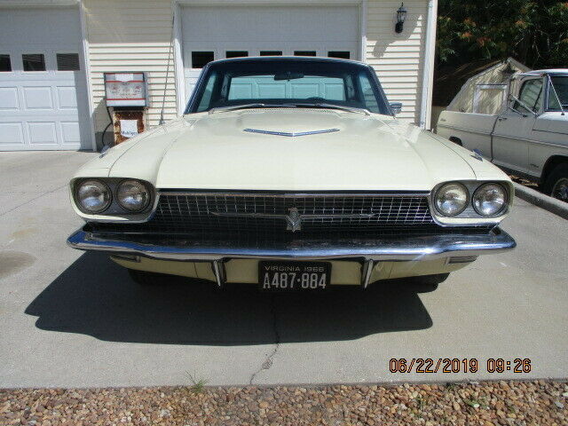 1966 Ford Thunderbird Town Coupe - photo 2
