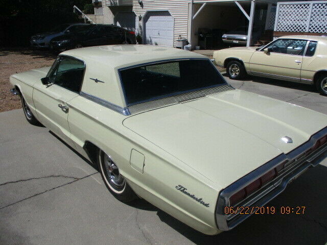 1966 Ford Thunderbird Town Coupe - photo 5