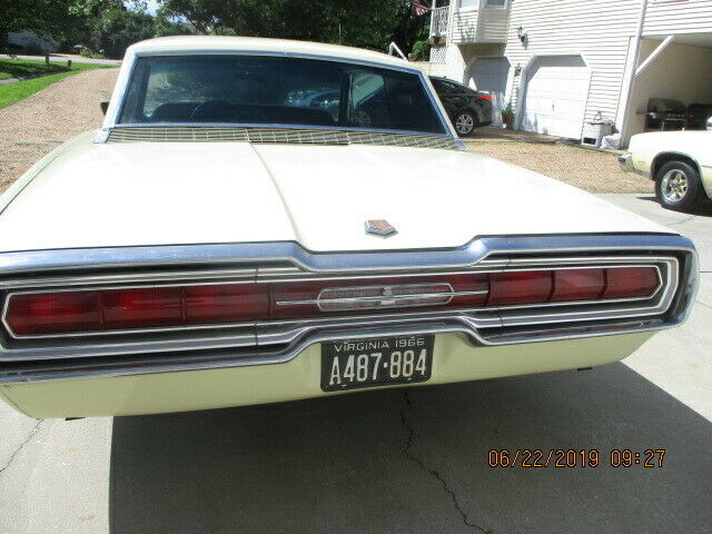 1966 Ford Thunderbird Town Coupe - photo 6