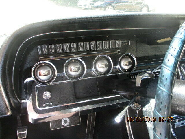 1966 Ford Thunderbird Town Coupe - photo 7