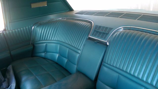 1966 Ford Thunderbird - photo 12