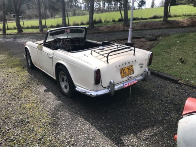 1966 Triumph TR4 A IRS barn find , solid project , all original , stored indoor 1966 Triumph TR4A. ITS