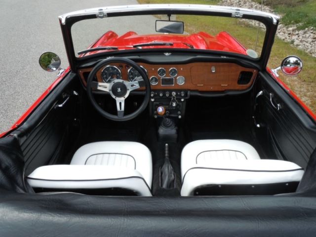 1966 Triumph TR4A IRS Base - photo 2