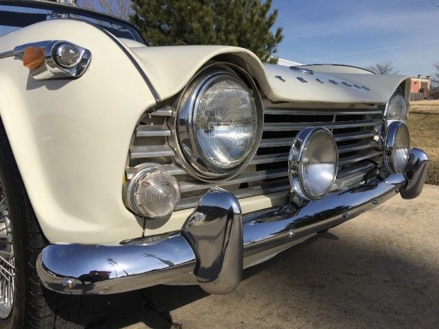 1966 Triumph TR4A IRS - photo 5