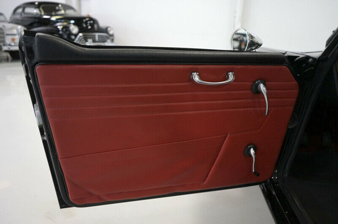 1966 Triumph TR4A Roadster - photo 12