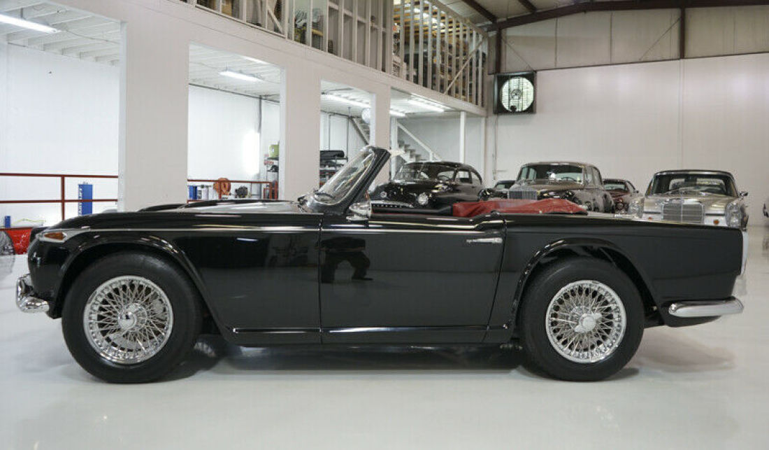 1966 Triumph TR4A Roadster - photo 7