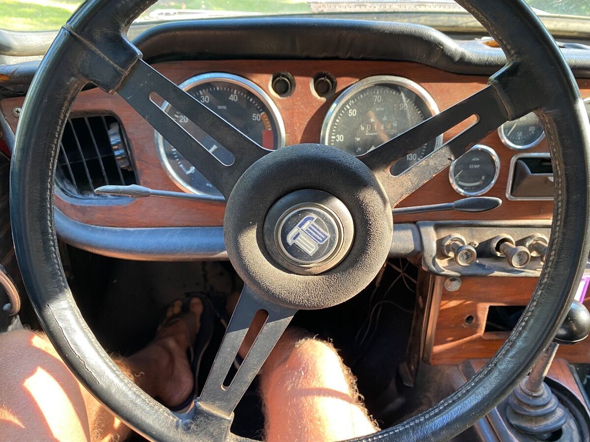 1966 Triumph TR4A 1966 TRIUMPH TR4A. SIGNAL RED WITH BLACK TRIM, TOP, TOP BOOT - photo 11
