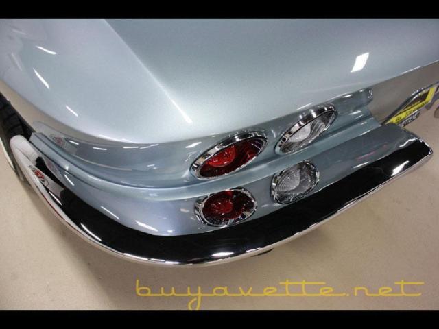 1966 Chevrolet Corvette Coupe - photo 10