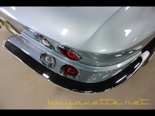 1966 Chevrolet Corvette Coupe - photo 11