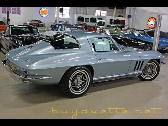 1966 Chevrolet Corvette Coupe - photo 2