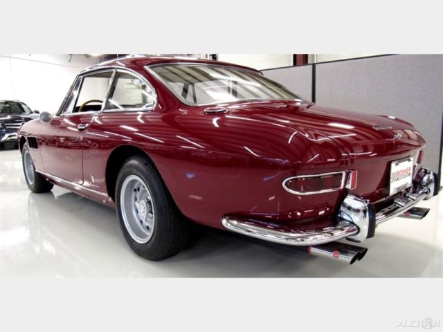 1966 Ferrari 330 GT 2+2 - photo 8