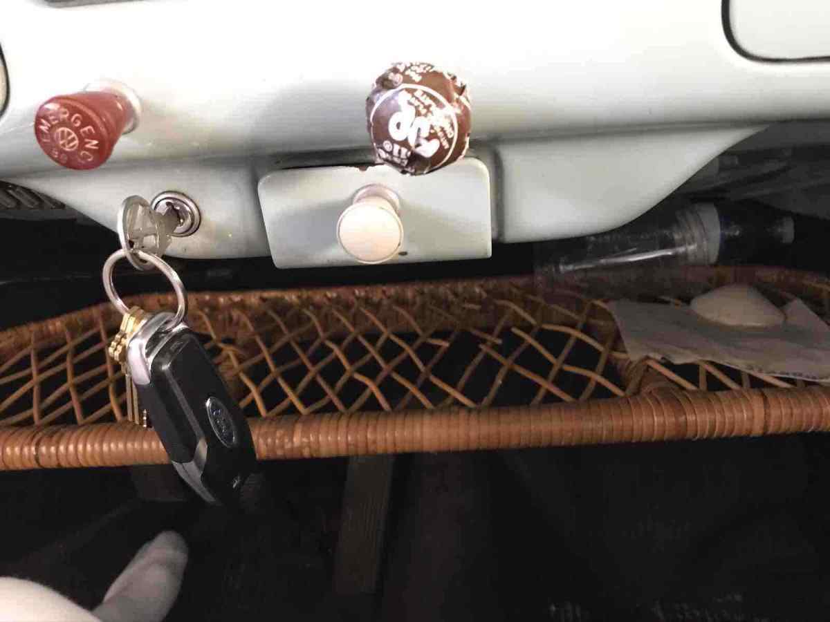 1966 Volkswagen Beetle 1300 - photo 5