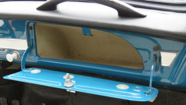 1966 Volkswagen Karmann Ghia - photo 13