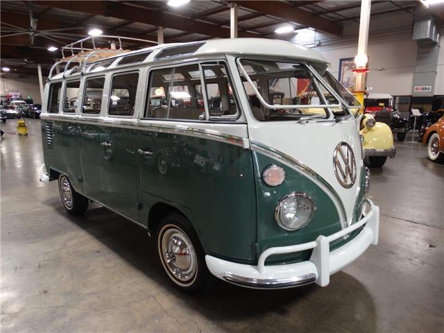 1966 Volkswagen Microbus --