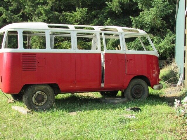 1966 VW Bus 23 Window Deluxe Walk Thru 1966 Volkswagen Bus/Vanagon Deluxe