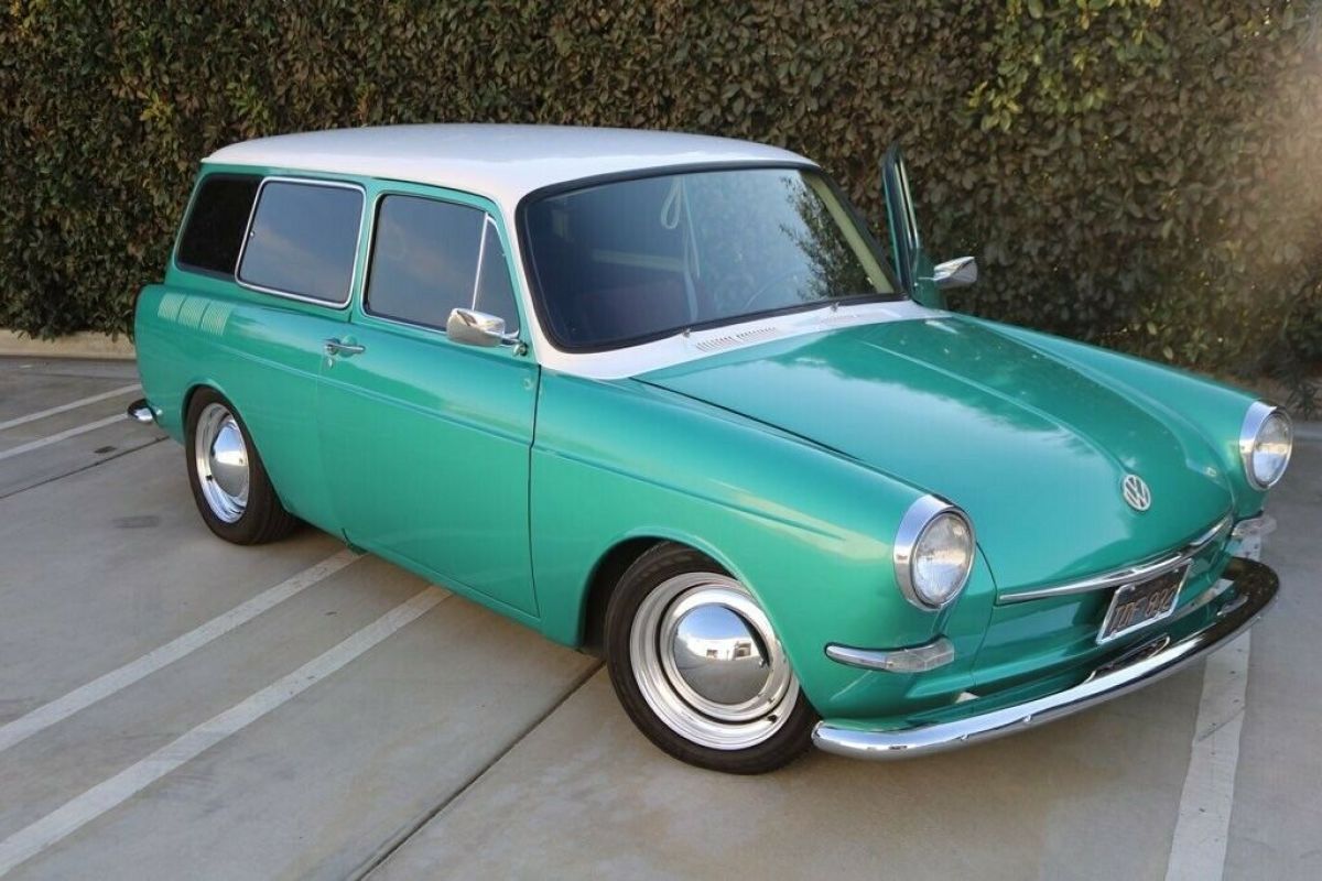 1966 VW Squareback White on Green, new eng, panels headliner,drives great! 1966 Volkswagen Squareback Chrome