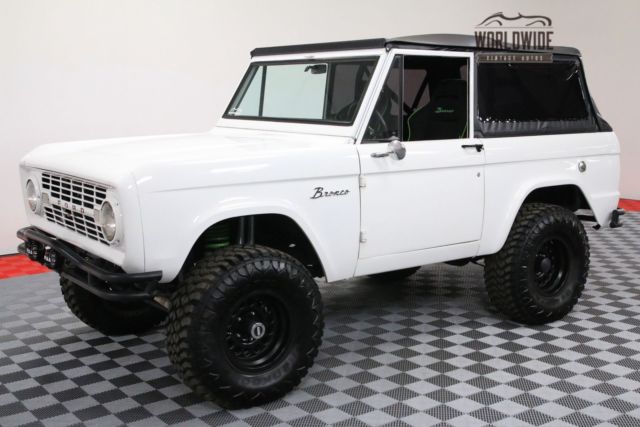1966 Ford Bronco RESTORED! 302 V8. LIFTED 4X4 MUST SEE - photo 4