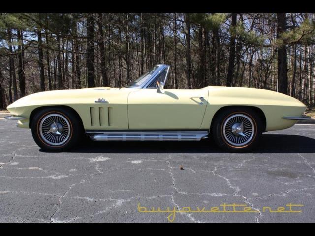 1966 Chevrolet Corvette Convertible - photo 11