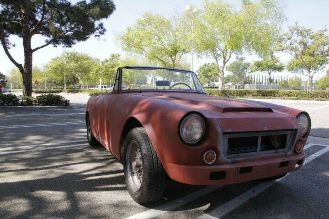 1967-1/2 Datsun 1600 Roadster fairlady 4 speed Ready to Paint NO RESERVE 1967 Datsun 1600