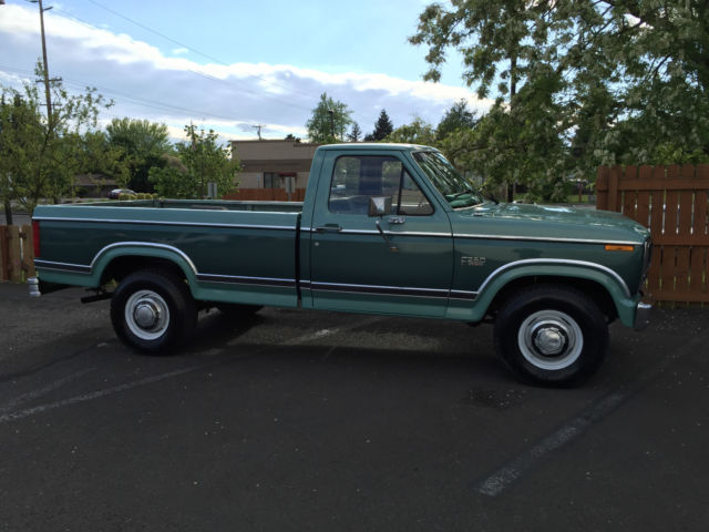 1982 Ford F-250 1982 FORD F-250 XL   LOW MILES  103,K - photo 8