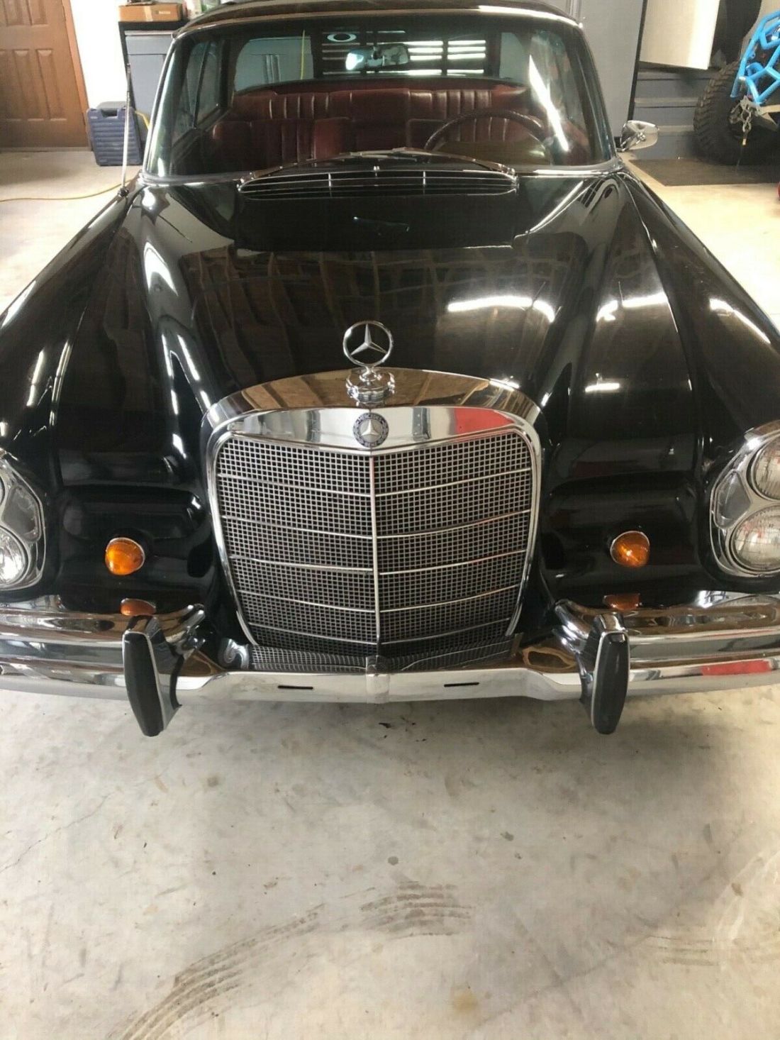 1967 Mercedes-Benz 250SE 2.5 Fuel Injected In-line 6 cylinder - photo 2