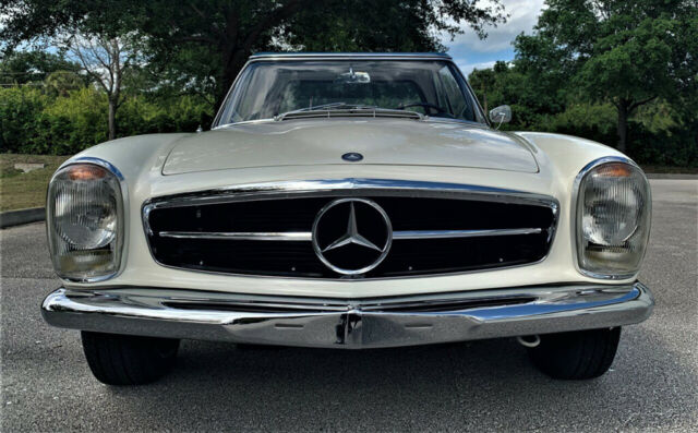 1967 Mercedes-Benz 200-Series 250SL 'Pagoda' - photo 3