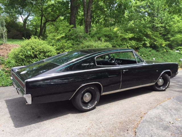 1967 Dodge Charger - photo 2