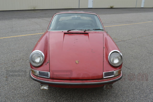 1967 Porsche 911 SWT Garage Find - photo 2