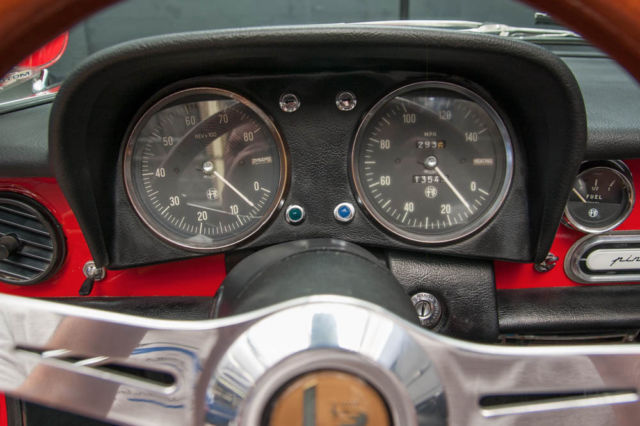 1967 Alfa Romeo Duetto - photo 11