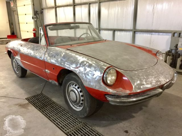 1967 Alfa Romeo Duetto Rolling Chassis 1967 Alfa Romeo Other Spider Convertible 2-Door