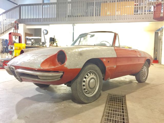 1967 Alfa Romeo Other Spider Convertible 2-Door - photo 2