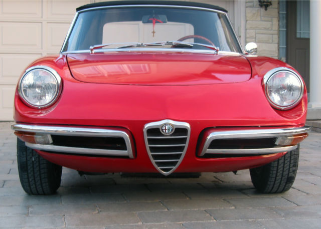1967 Alfa Romeo Duetto Spider Convertible 2-Door - photo 4