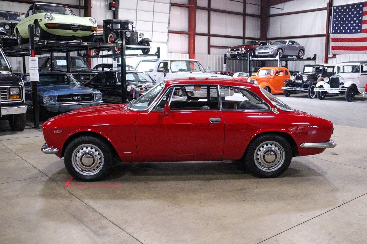 1967 Alfa Romeo Giulia Sprint GT - photo 3