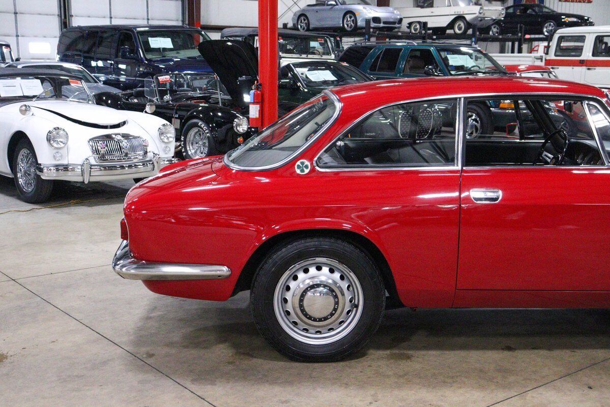 1967 Alfa Romeo Giulia Sprint GT - photo 7
