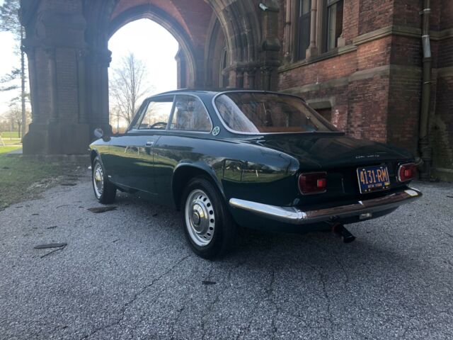 1967 Alfa Romeo Giulia Sprint GT Veloce - photo 4