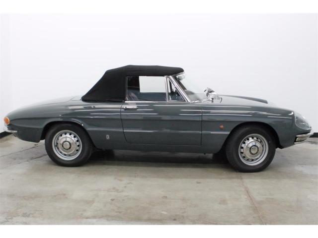 1967 Alfa Romeo Spider 1600 Duetto - photo 4
