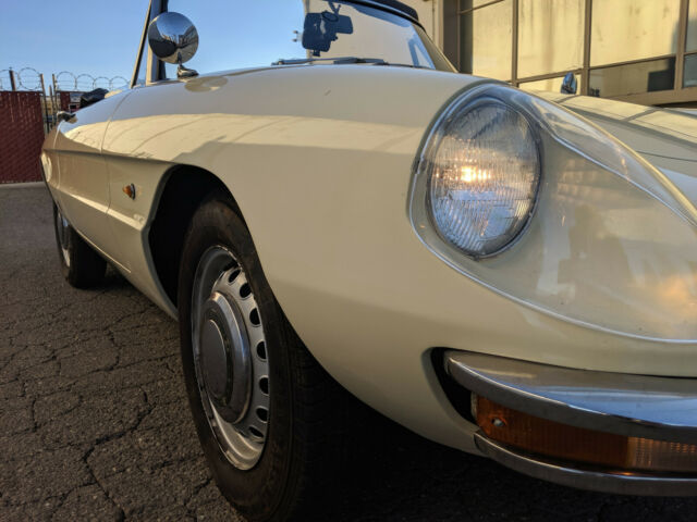 1967 Alfa Romeo Duetto 1600 - photo 12