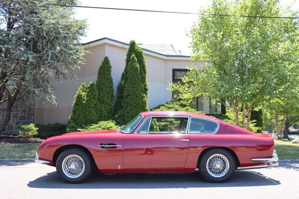 1967 Aston Martin DB6 - photo 4