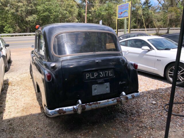 1967 Austin FX 4 - photo 2