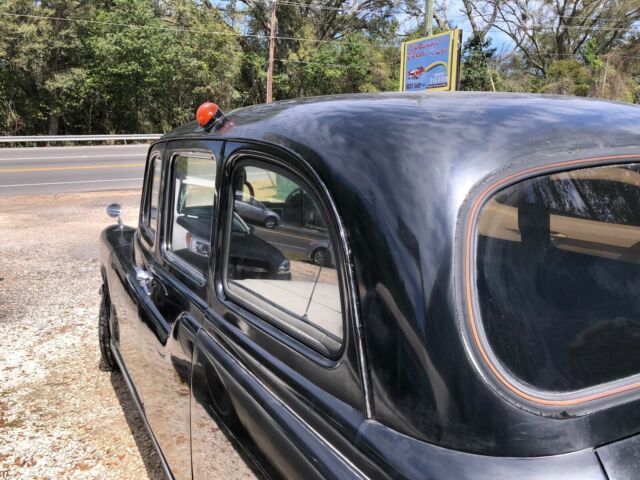 1967 Austin FX 4 - photo 6
