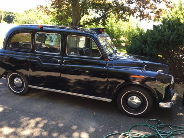 1967 Austin FX4